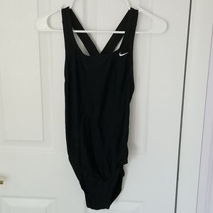 Nike One Piece Swimsuit Size: 10/Medium